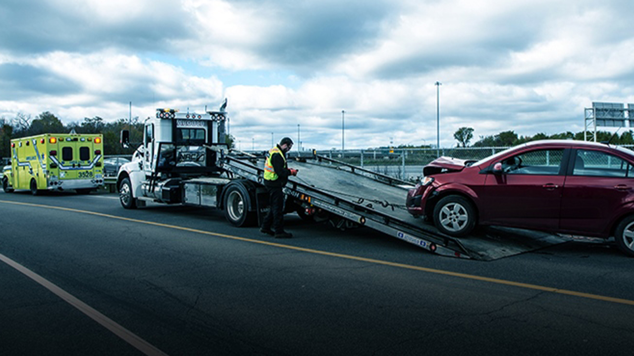 Tow Truck Operator Safety Tips & Tricks Every Driver Should Know