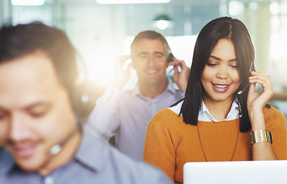 Modern customers expect more than a friendly face and quick service . Modern customers expect more than a friendly face and quick service .