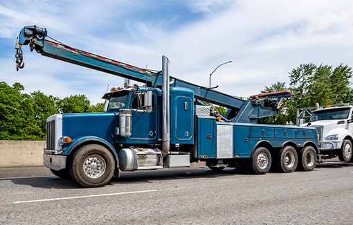 Heavy duty tow truck